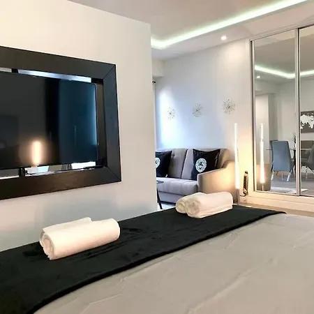 Apartment Modern In The Heart Of Puerto Banus! Marbella