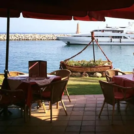 Apartment Modern In The Heart Of Puerto Banus! Marbella