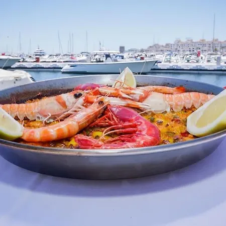 Modern In The Heart Of Puerto Banus! Apartment Marbella