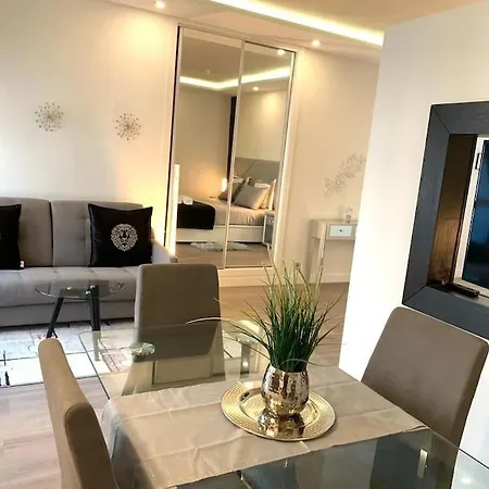 Modern In The Heart Of Puerto Banus! Marbella